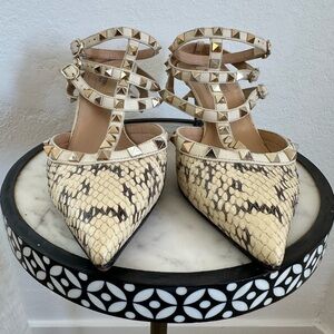 Valentino Rockstud T-Strap Kitten Heel, beige snakeskin, size 38.5